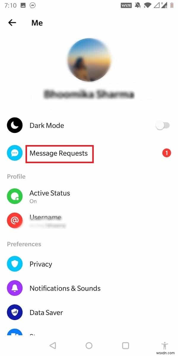 Facebook Messenger でグループ チャットを退出する方法