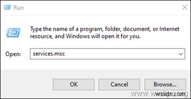 修正:Windows 10 での Windows Update の空白の画面の問題 (解決済み)。