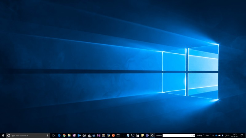 Windows 10 でタスク バーの位置を変更する方法