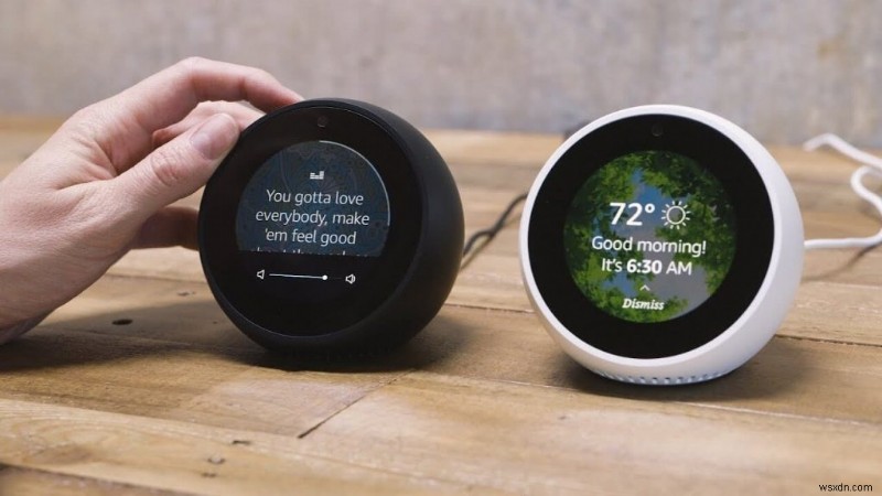 Echo Spot または Echo Show:何を購入しますか?