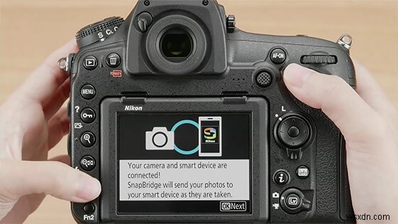 Nikon D3400 を iPhone に接続する方法
