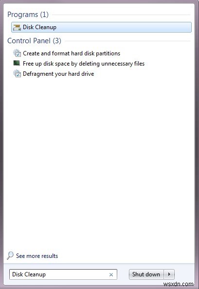 Windows 10、7、8 でディスク容量を解放する方法