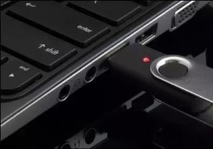 USB フラッシュ ドライブから削除されたファイルを復元する方法