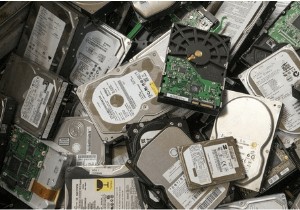 ハード ドライブ キャッシュとは?なぜ重要で、削除することが重要なのですか?