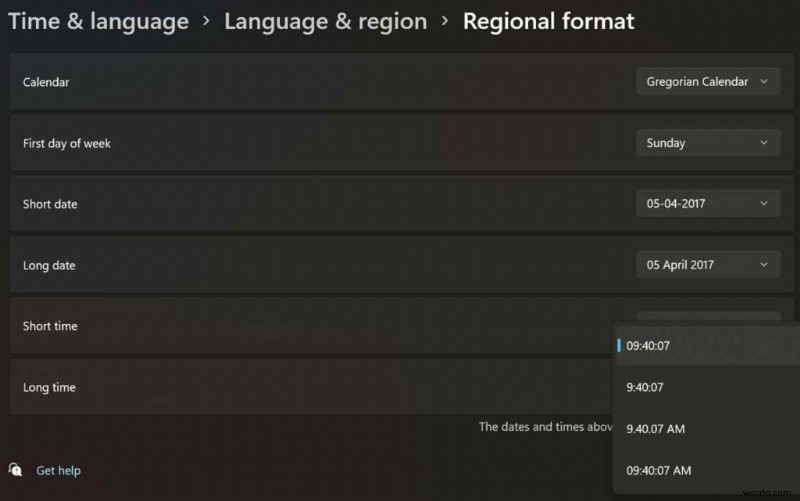 Windows 11 のロック画面の画像と時計を変更する方法