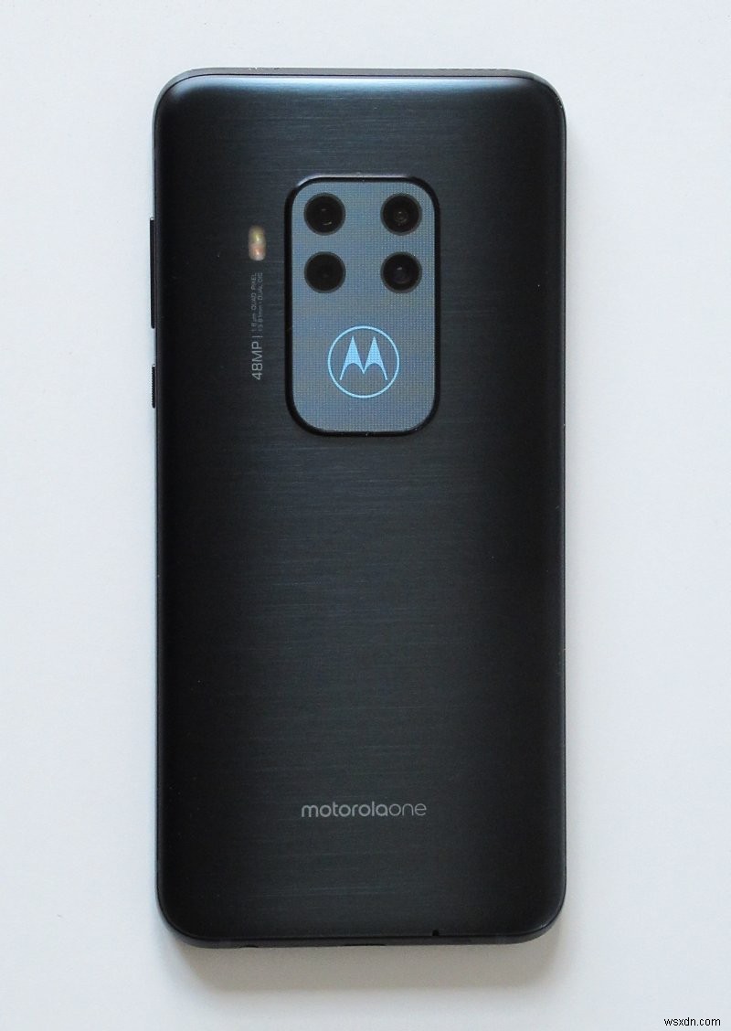 Motorola One Zoom - Lumia は死んだ、One は万歳