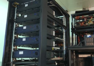 VirtualBox と VMware:どの仮想化プラットフォームが最高のパフォーマンスを実現しますか? 