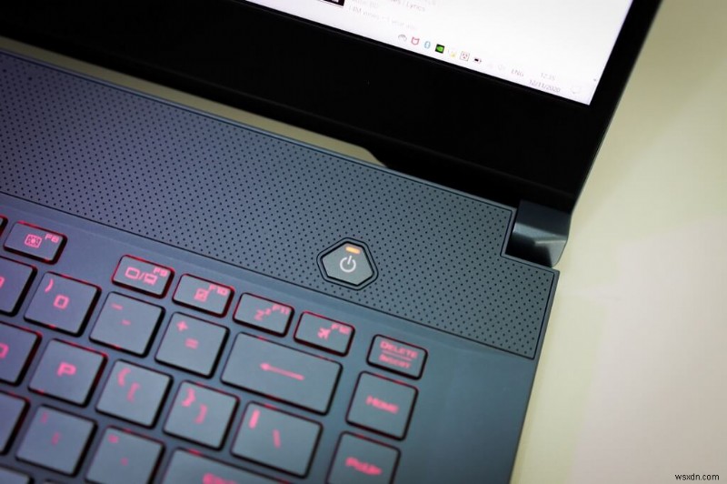 Windows の死の白い画面:正体と 8 つの実証済みの修正 