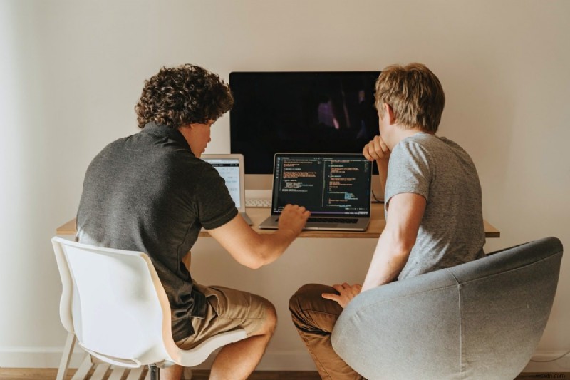 JavaScript をマスターする:すべての学習者にとって人気のコース、書籍、リソース 