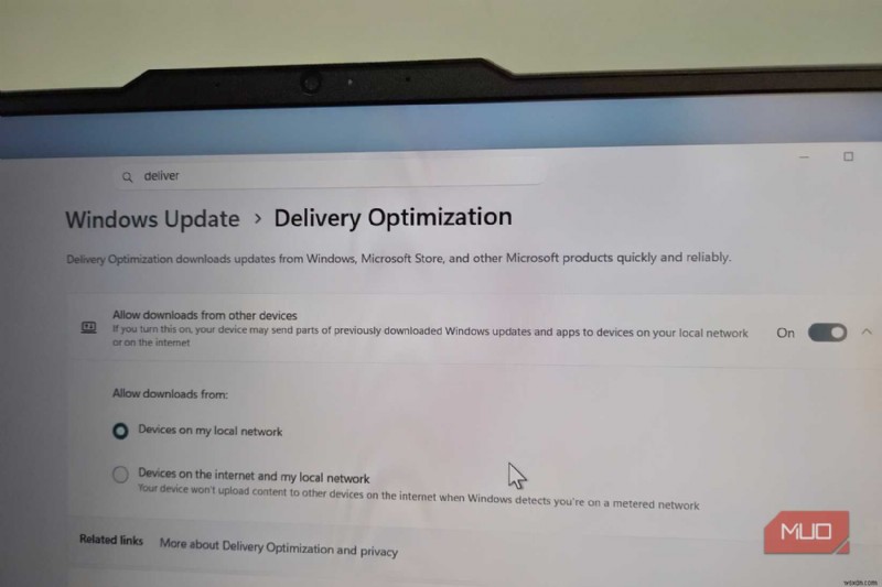 Windows が更新ファイルを保存したり、他のユーザーと共有したりしないようにする方法 