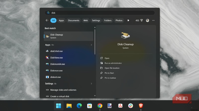 ギガバイトのジャンクを削除する隠された Windows ディスク クリーンアップ ボタンを発見する 