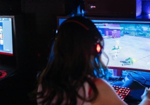 Wine 8.0 は 32 ビット アプリの完全サポートで Linux ゲームを向上させます 