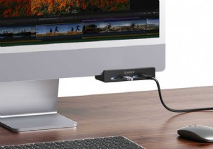 デスクを取り戻す:15 ドルの USB-C ハブ クランプでモニターに追加ポートを追加 