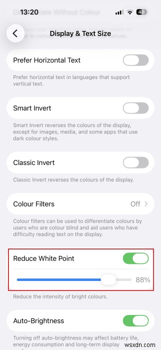 この簡単なハックで iPhone のディスプレイを最小値を超えて暗くする 