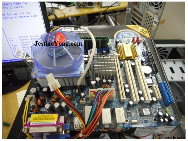 ASRock KBNF4G-SATA2 マザーボードの復活:修理の成功事例 