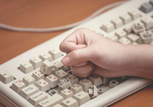 キーボードが反応しないときの対処法|原因別にわかるステップバイステップ解決ガイド