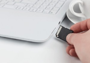 ラップトップの SD カード リーダーの問題を解決する方法 