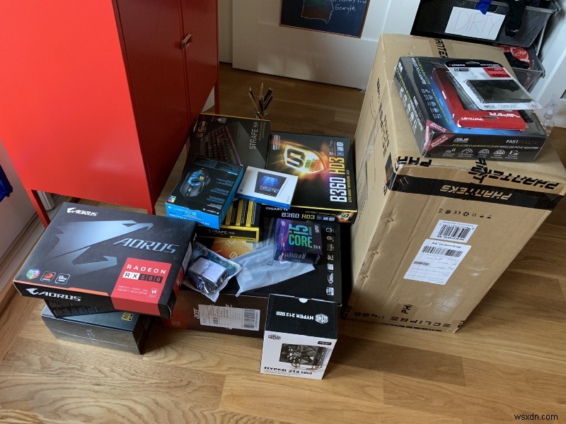 12 歳の子供と一緒に 1,001 ドルのフォートナイト ゲーム PC を組み立てる:ステップバイステップ DIY ガイド 