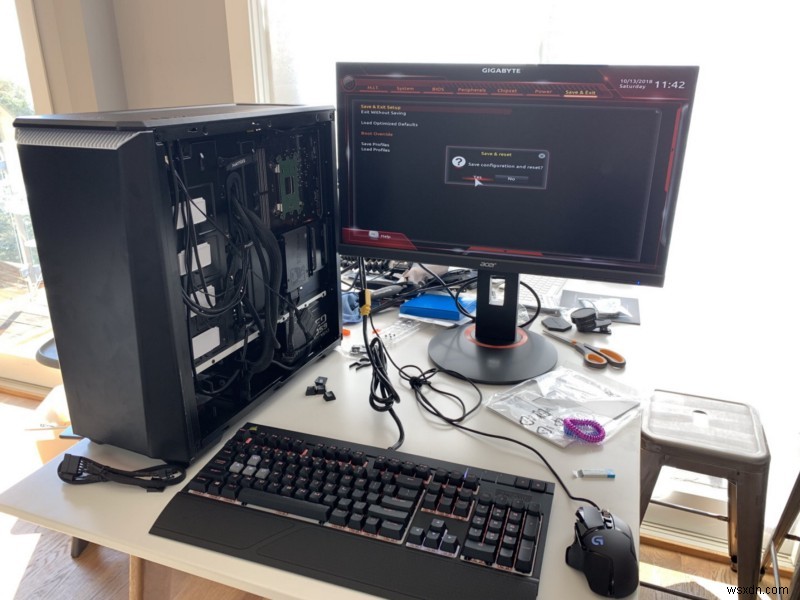 12 歳の子供と一緒に 1,001 ドルのフォートナイト ゲーム PC を組み立てる:ステップバイステップ DIY ガイド