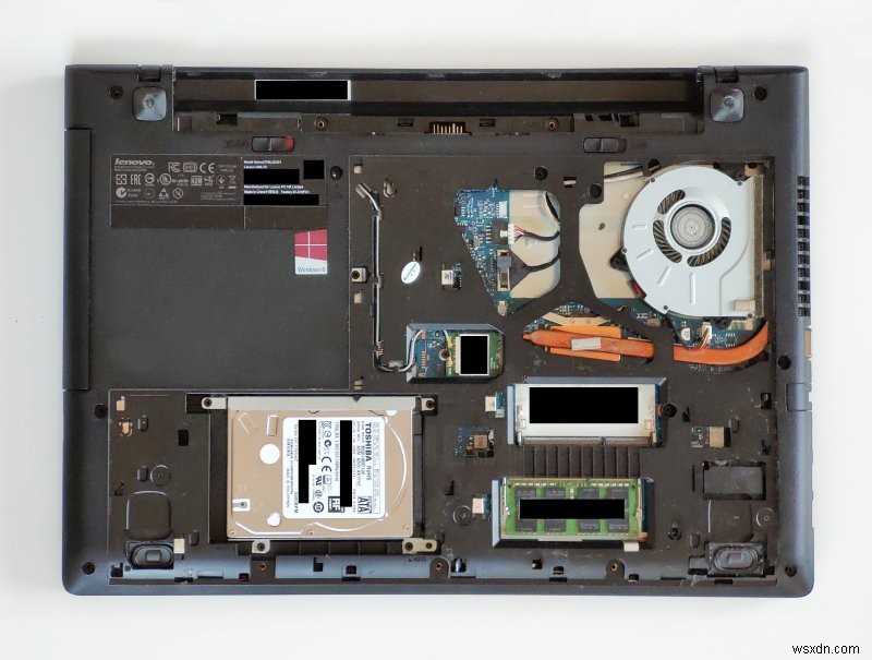 Lenovo G50 復活:SSD アップグレードと Linux の探索 