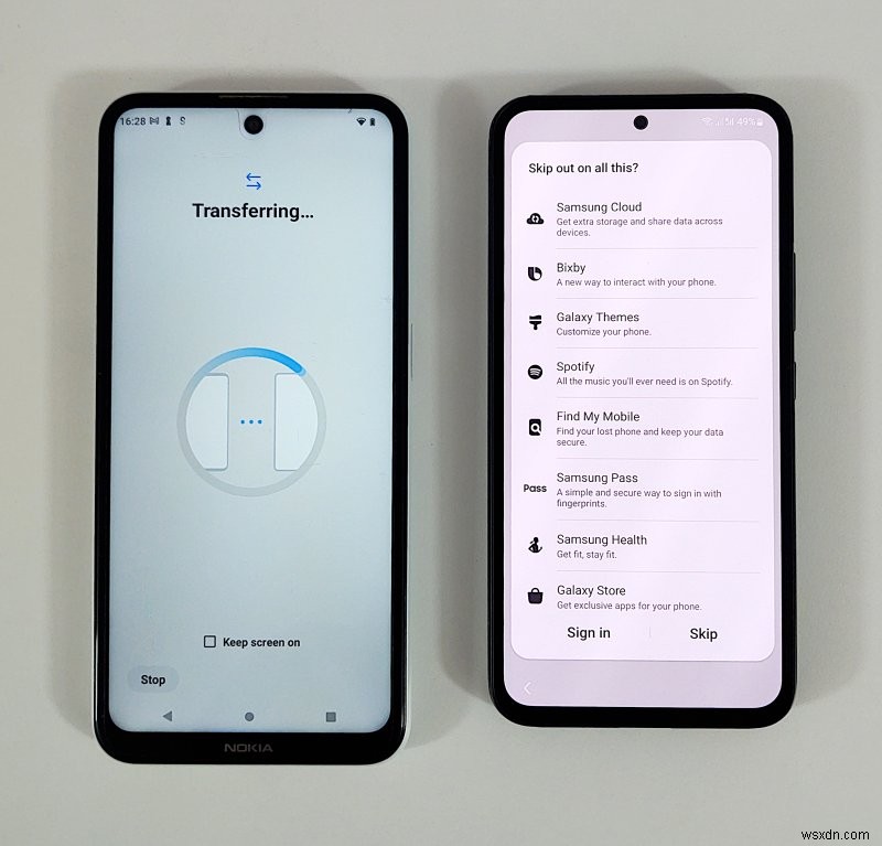 Samsung A54 レビュー:強力なオールラウンダーだが、顕著な欠点もある 