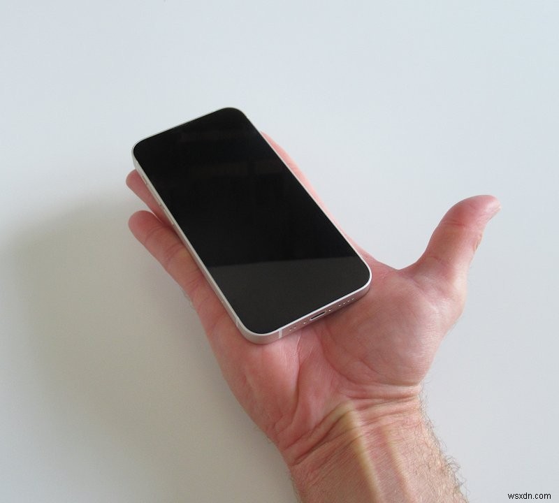 Dedoimedo の専門家レビュー:iPhone 13 Mini – パフォーマンス、デザイン、価値を解説 