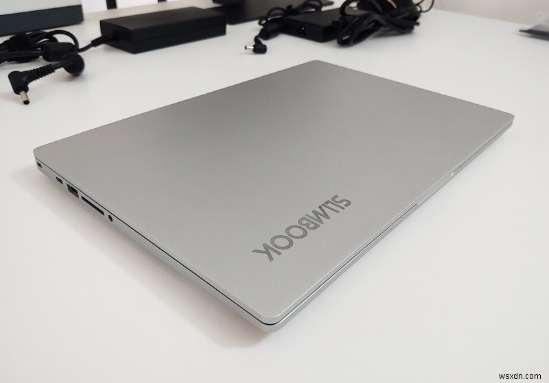 Slimbook Executive の紹介:ラップトップのパフォーマンスにおける大幅な飛躍 