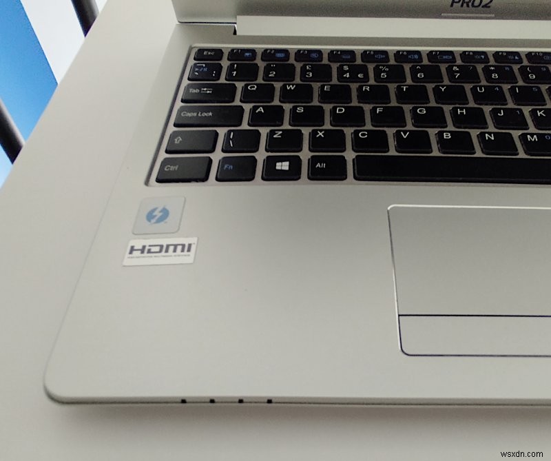 Slimbook Pro2:反りやぐらつきの問題に対処する 