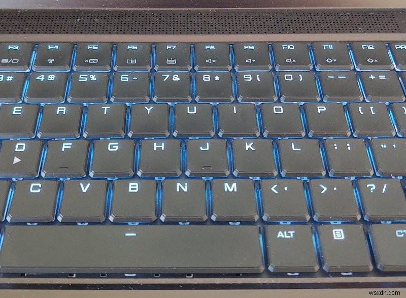 Slimbook Titan レビュー:1 か月後の Kubuntu エクスペリエンス 